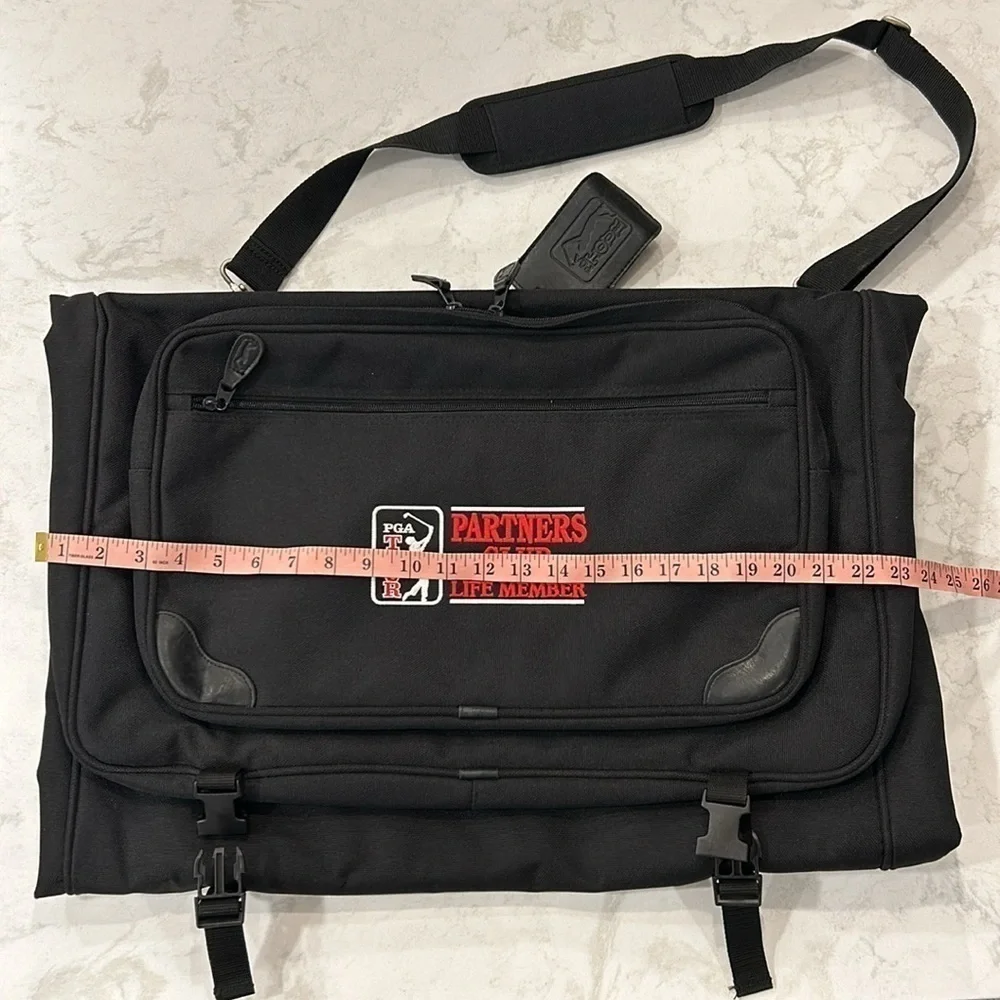 PGA Tour Golf Partners Club Life Member Travel Suit Shoulder Garment Carry Bag